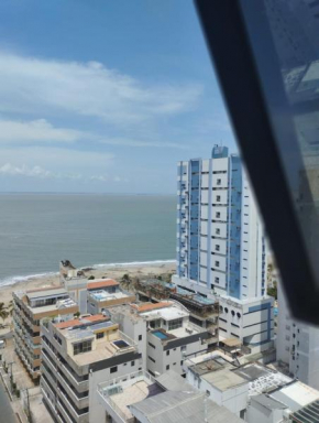 Flat Cobertura 2 quartos beira mar